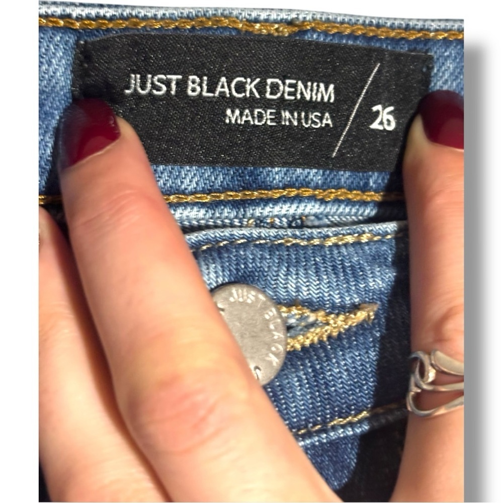 Just Black Women's Straight Leg Distressed Medium Light Blue Classic Denim Jeans - Picture 7 of 13
